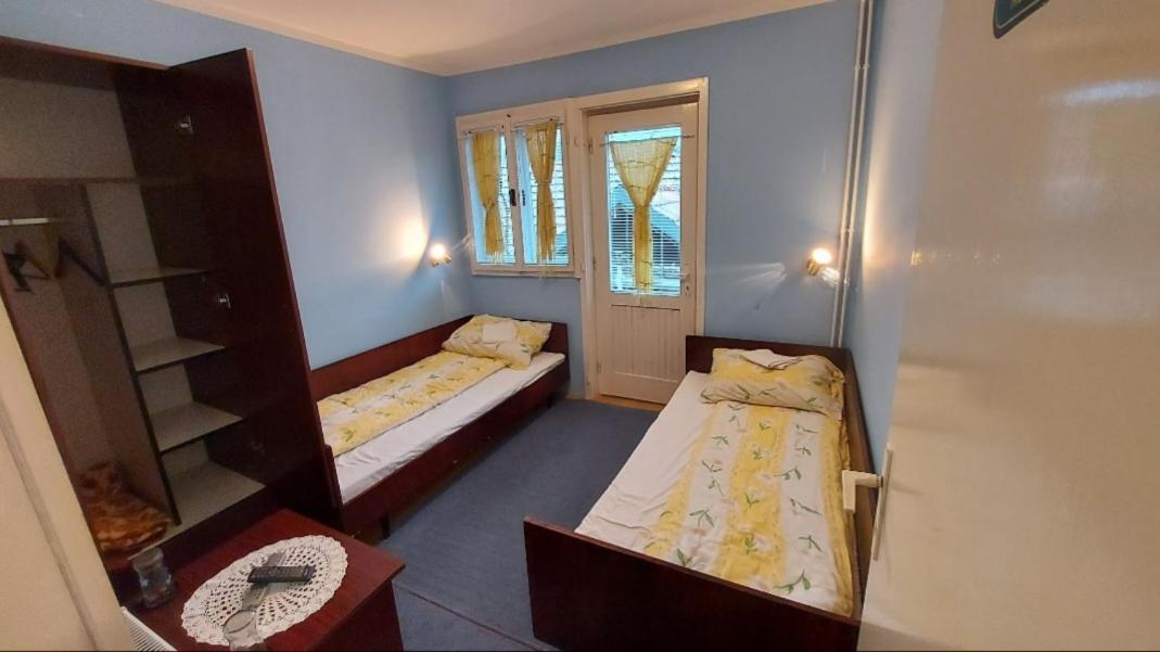 Domacinstvo Jolovic Hotel Kraljevo Buitenkant foto