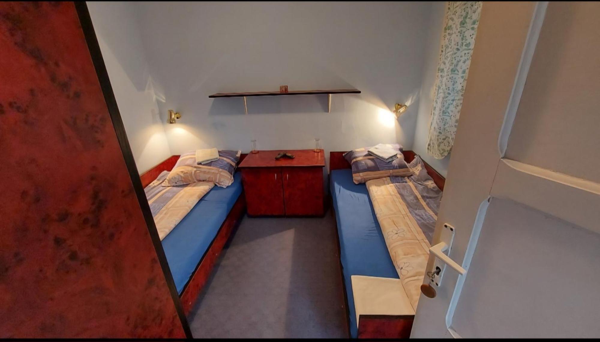 Domacinstvo Jolovic Hotel Kraljevo Buitenkant foto